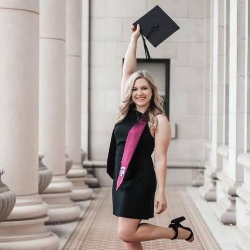 Meet your Posher, Lauren